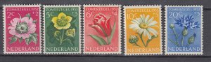 J44156 JL Stamps 1952 netherlands mh set #b238-42 light scn on backs in pencil