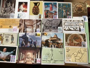 Vatican postal postcards  18 items Ref A2018