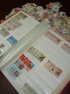 BOLIVIA Stamp Collection A large accumulation THOUSANDS OF  stamps in stockbook