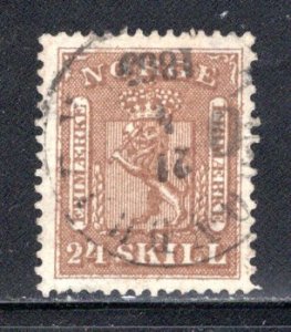 Norway #10  short perf  Used  VF    CV $125.00  ....   4570010