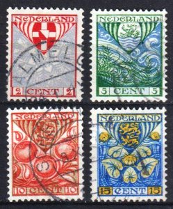 Netherlands 1926 Children Stamps Sc.B12 /B15 Used