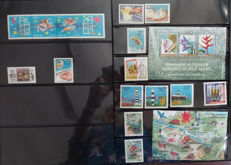BRAZIL 1995 OFFICIAL YEARSET, stamps w/original folder