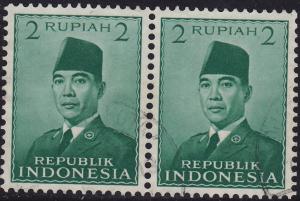 Indonesia - 1951 - Scott #393 - used pair