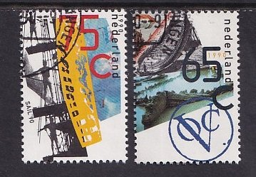Netherlands   #761-762  cancelled  1990  Dutch East India Co ships.  sail '90