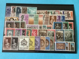 Vatican Post 1960-1964  Mint Never Hinged Stamps R46396
