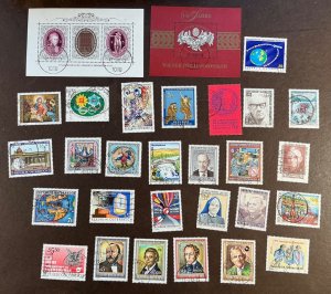 AUSTRIA USED *1992* issues plus 2 Souvenir Sheets - Catalog $21.00+
