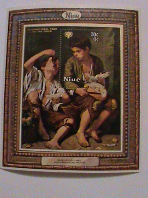 ​NIUE-1980 SC#240a INTERNATIONAL YEAR OF THE CHILD-MNH-S/S VERY FINE  MURILLO-