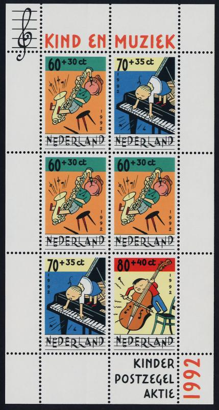 Netherlands B670b MNH Children Making Music