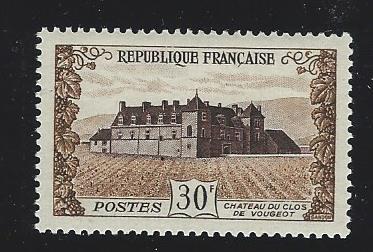 FRANCE SC #  670  MNH