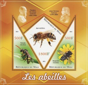 Bee Apis Mellifera Insect Flower Sov. Sheet of 3 Stamps Mint NH