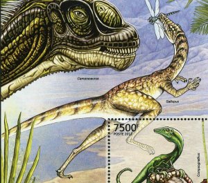 Dinosaurs Stamp Compsognathus Camarasaurus Saltopus S/S MNH #2559 / Bl.235