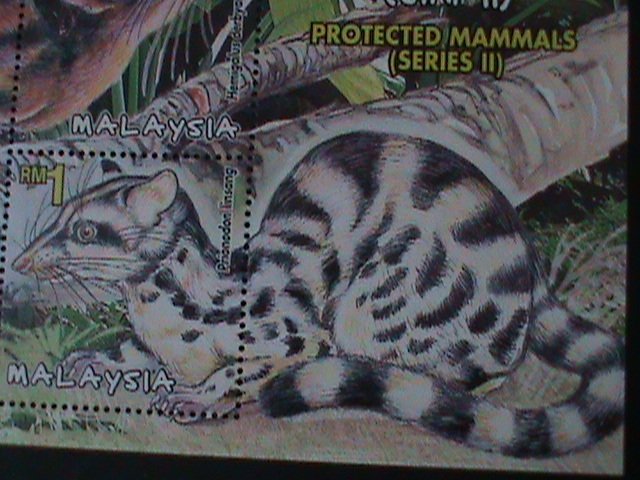 ​MALAYSIA-2000-SC# 809  PROTACTED MMMALS ANIMALS MNH -S/S-VERY FINE-LAST ONE
