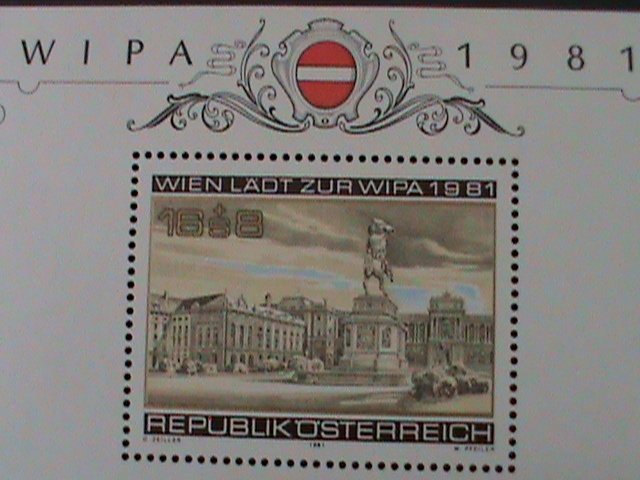 AUSTRIA-SC#B345- 1933 WIPA STAMP EXBITION-VIENNA MNH SHEET-VF HARD TO FIND