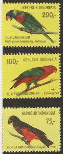 Indonesia Sc #1104-1106 bird set of 3 NH VF