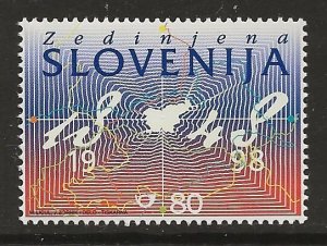 Slovenia Scott catalog # 329 Mint NH