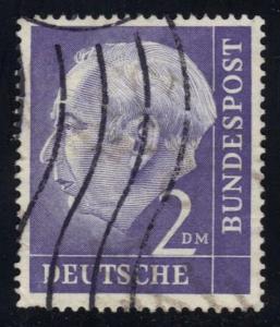 Germany #720 Theodor Heuss; Used