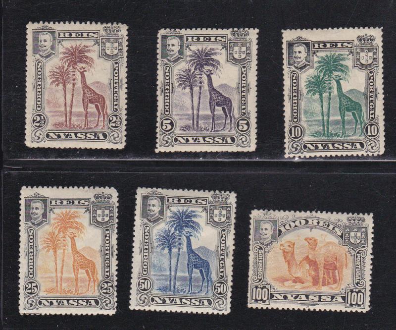 Nyassa # 26/35, Giraffes & Camels, Short set, 