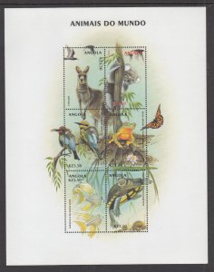 Angola 1131 Animals Souvenir Sheet MNH VF