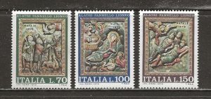 Italy Scott catalog # 1210-1212 Unused Hinged