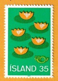 ICELAND SCOTT#496 - 1977 35 Kroner WATER LILLIES - MNH
