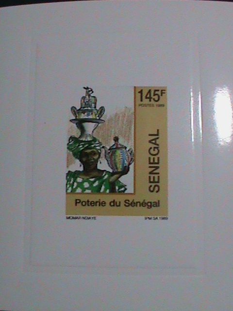​SENEGAL STAMP:1989-SC#832  WOMAN CARRYING POTTERY- DELUXE PROOF-SHEET