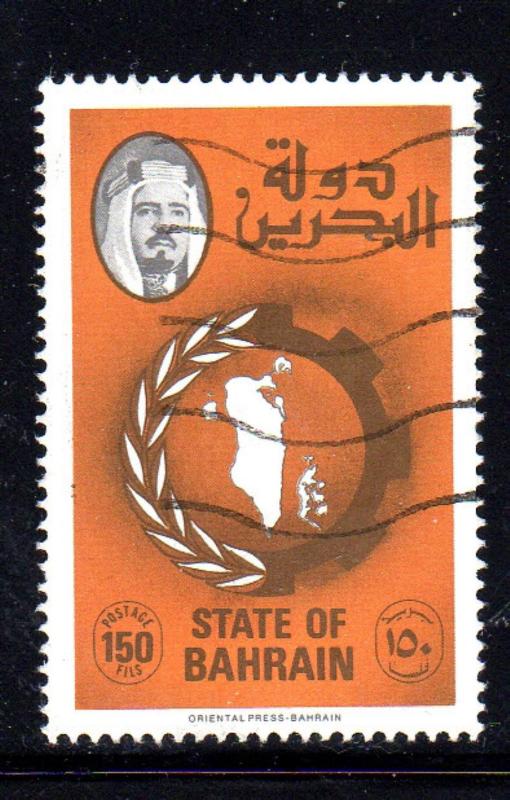 BAHRAIN #233  1976  50f  MAP & SHIEK F-VF  USED  b