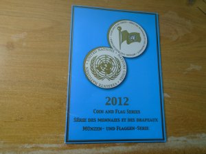 United Nations  Coin & Flag  2012  New York-Geneva-Vienna  folder