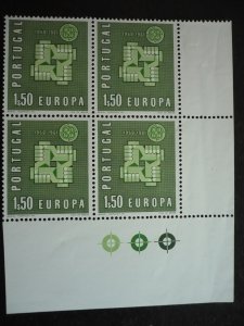 Europa 1961 - Portugal - Set - Blocks with Selvedge