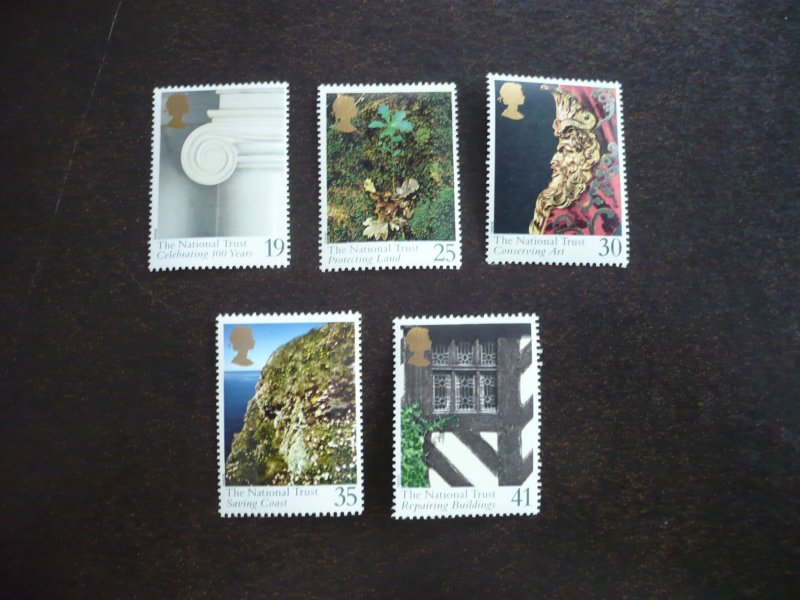 Stamps - Great Britain - Scott# 1606-1610 - Mint Never Hinged Set of 5 Stamps