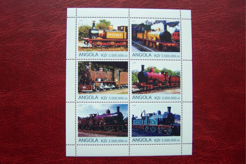 Angola 2000 MNH Trains Locomotives #4