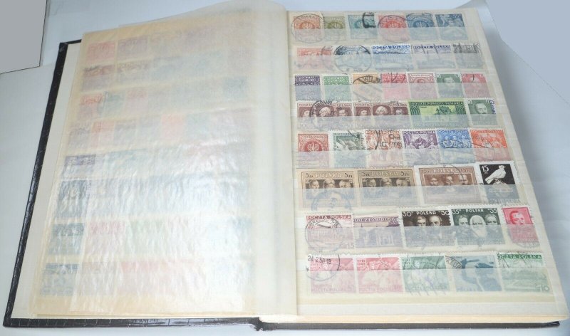 2000+ Poland Postage Europe Stamp Collection in 2 Albums Used