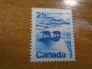 Canada  #  597 NF pap  OP4  MNH