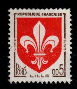 FRANCE Scott 938 MH*  stamp tiny gum thin