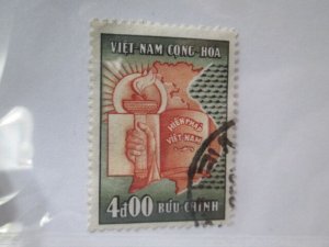 Vietnam (South) #76 used  2024 SCV = $0.45