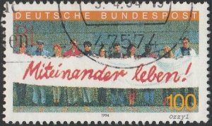 Germany FDR #1827 1994 100pf Living Together USED-VF-NH.