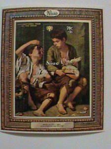 ​NIUE-1980 SC#240a INTERNATIONAL YEAR OF THE CHILD-MNH-S/S VERY FINE  MURILLO-