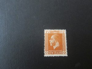 New Zealand 1915 SG 439 KGV MNH