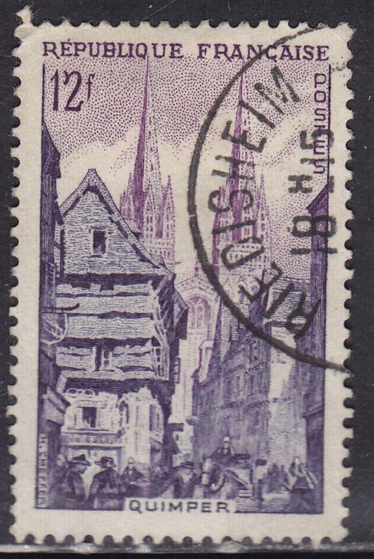 France 722 USED 1954 View of Street Corner, Quimper 12Fr