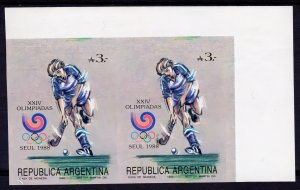 Argentina 1988 Sc#1627  Seoul Olympics Field Hockey PAIR IMPERFORATED MNH