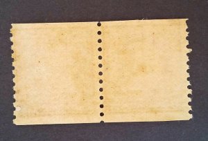 GP GOLDPATH: US STAMP SC# 493 HINGED FINE, PAIR-GLAZED GUM CAT $35 _GP_01