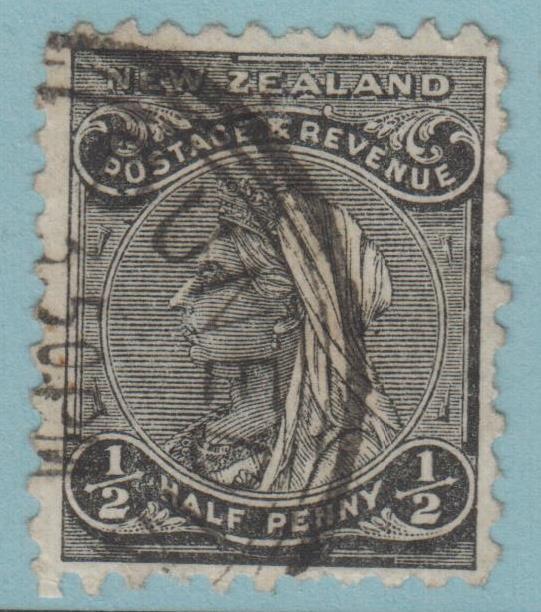NEW ZEALAND 67A  USED - TOWN CANCEL DUNEDIN - NO FAULTS VERY FINE! - BBC