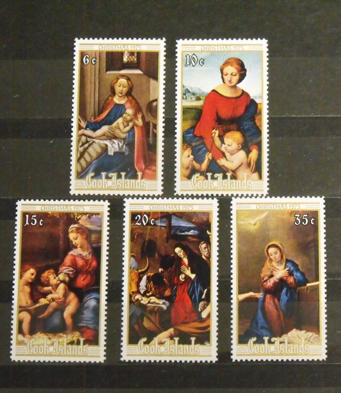 8969   Cook Islands   MNH # 437-441   Christmas 1975   CV$ 1.70