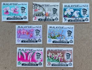 Johore 1965 Orchid set, MNH with 2c used. Scott 169-175, CV $5.20. SG 166-172