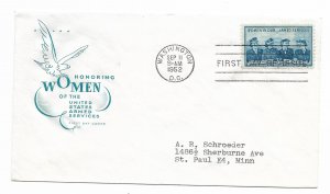 US 1013 (Me-9) 3c Women in the Armed Services on FDC Farnam Cachet ECV $15.00