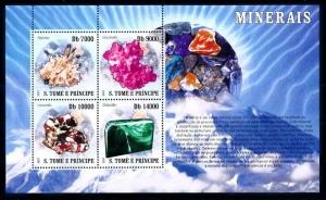 [96745] Sao Tome & Principe 2007 Minerals Rhodonite Cerussite Sheet MNH