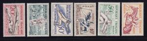 France Scott # 700 - 705 VF-OG never hinged nice color cv $ 62 ! see pic !