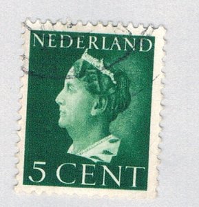 Netherlands 216 Used Queen Wilhemina 2 1940 (BP69623)