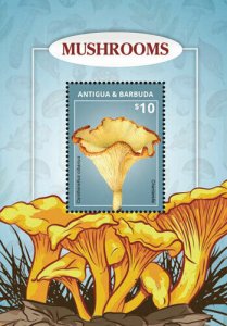 Antigua and Barbuda - 2015 - Mushrooms Souvenir Sheet - MNH