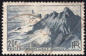 France 571 - Used - 20fr Pointe du Raz, Finistere (1946)