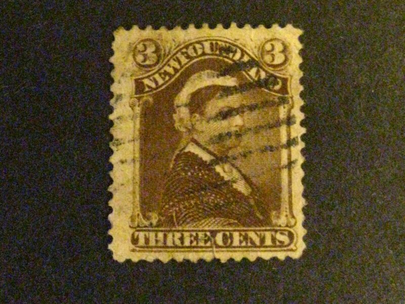  Newfoundland #52 used tear at bottom a1910.9795